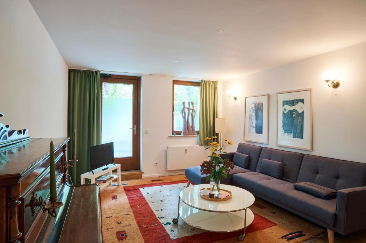 Apartment Beautiful Park For 4 Guests Berlin