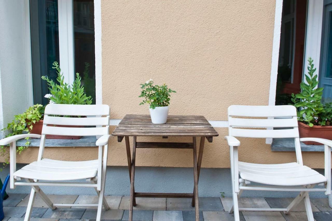 Beautiful Park For 4 Guests Apartment