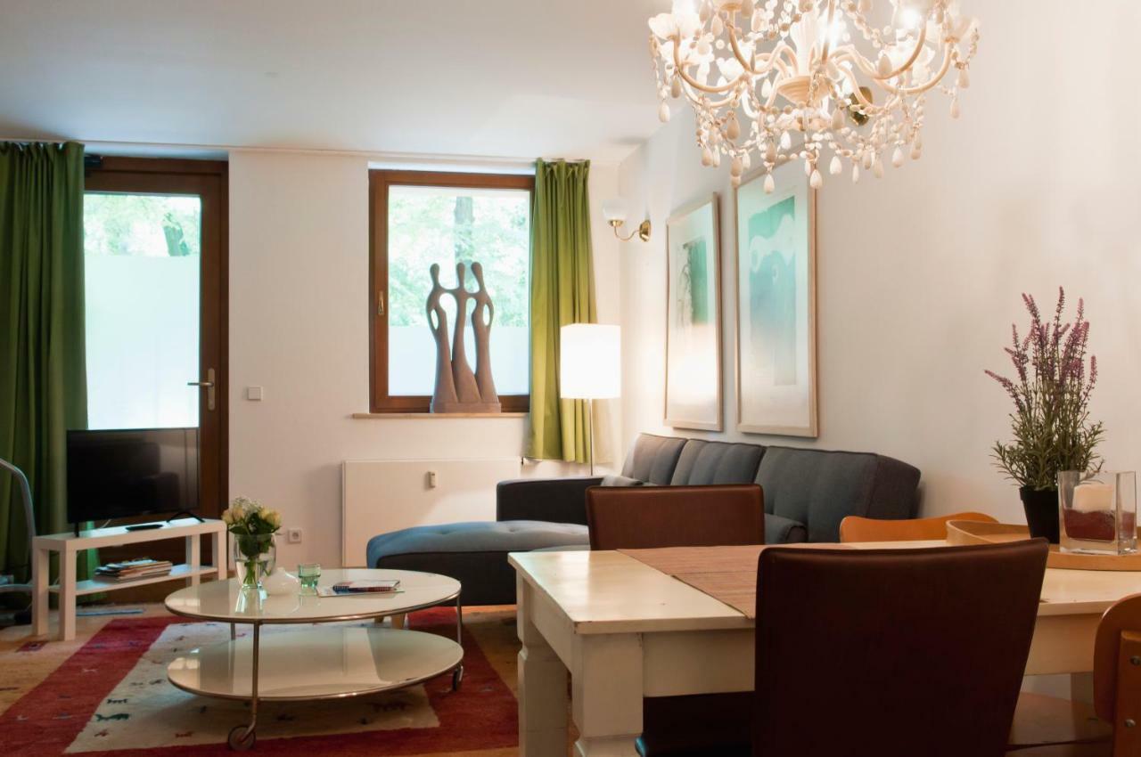 Beautiful Park For 4 Guests Berlin